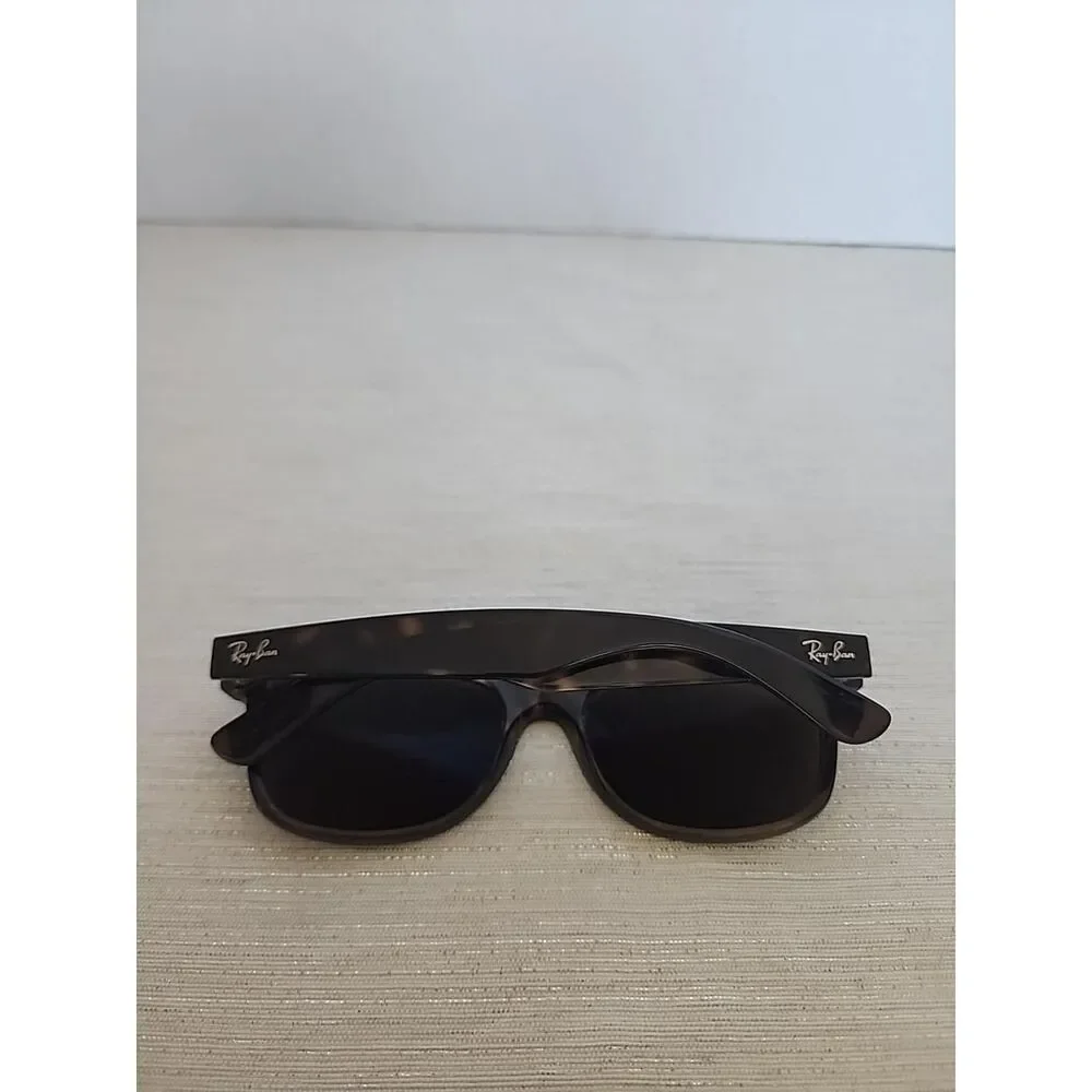 Ray Ban RB2132 902/57 55[]18 145 3P Tortoise B15 Polarized Wayfarer Sunglasses